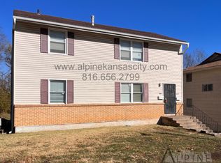 3010 E 61st St, Kansas City, MO 64130