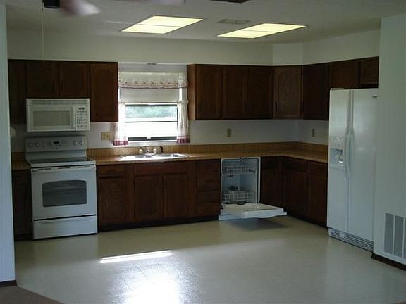 Kitchen (New) View