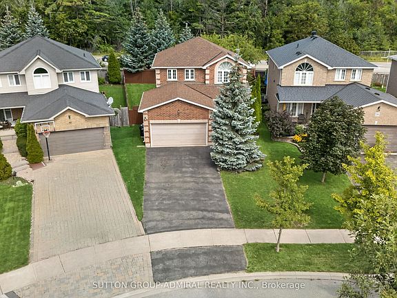 2nd image of 34 Balmoral Pl