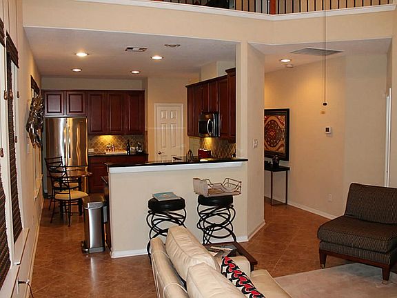 3rd image of 1322 Glenwood Canyon Ln