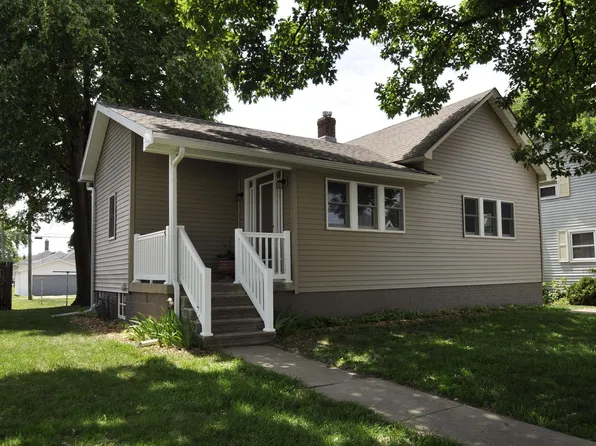 307 W Larue St, Streator, IL 61364