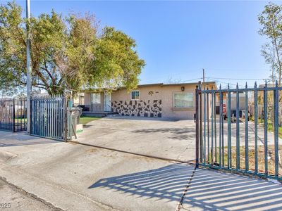 2054 Harvard St, North Las Vegas, NV, 89030