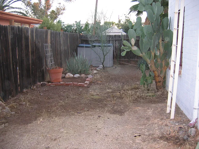 1220 N Jones Blvd #2 — Photo 9