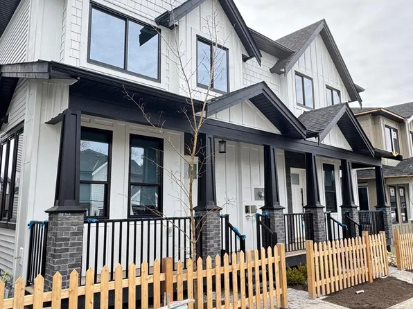 7653 197th St, Langley, BC V2Y 3T4