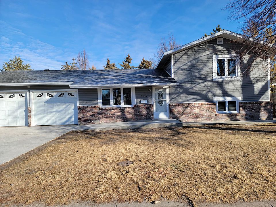1st image of 805 W Philip Ave