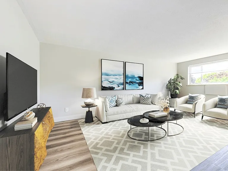36 Talbot St #105 — Photo 4