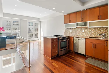 Sold by High Class Realty SB LLC