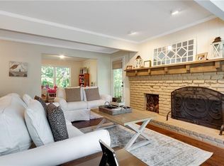 3713 Cherokee Frd, Gainesville, GA 30506