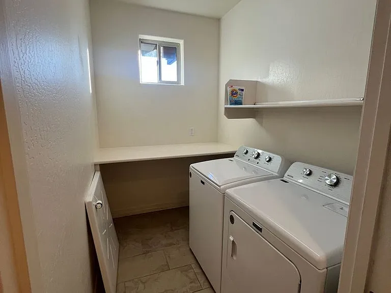 2761 W Pico Del Monte Cir — Photo 3