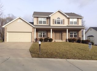 2017 Willowshade Ct, Saint Peters, MO