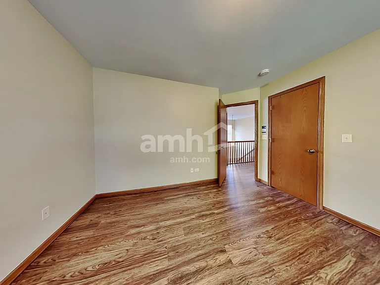 2707 Steamboat Cir — Photo 23