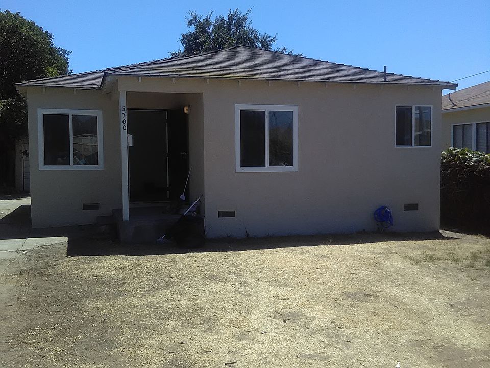 1st image of 3700 W 112th St