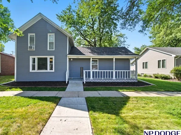 335 N 2nd St, Arlington, NE 68002