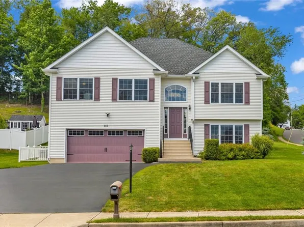 115 Logans Way, Maybrook, NY 12543