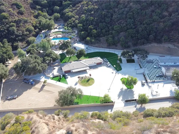 2400 Mabey Canyon Rd, Corona, CA 92882