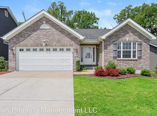 115 Cobble Rd, O'Fallon, MO 63366