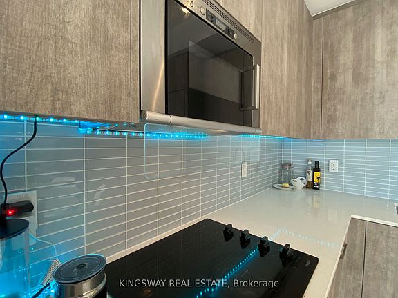 5th image of 181 Bedford Rd #610
