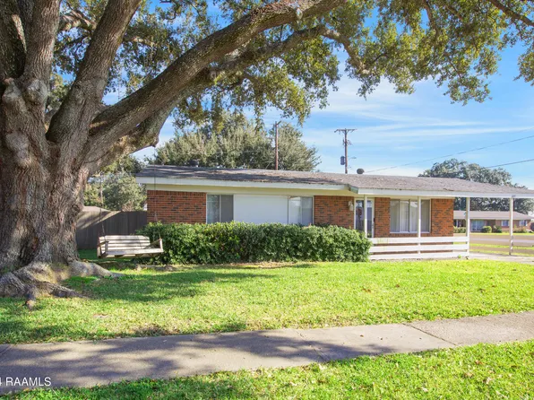 100 Maple Dr, Lafayette, LA 70506