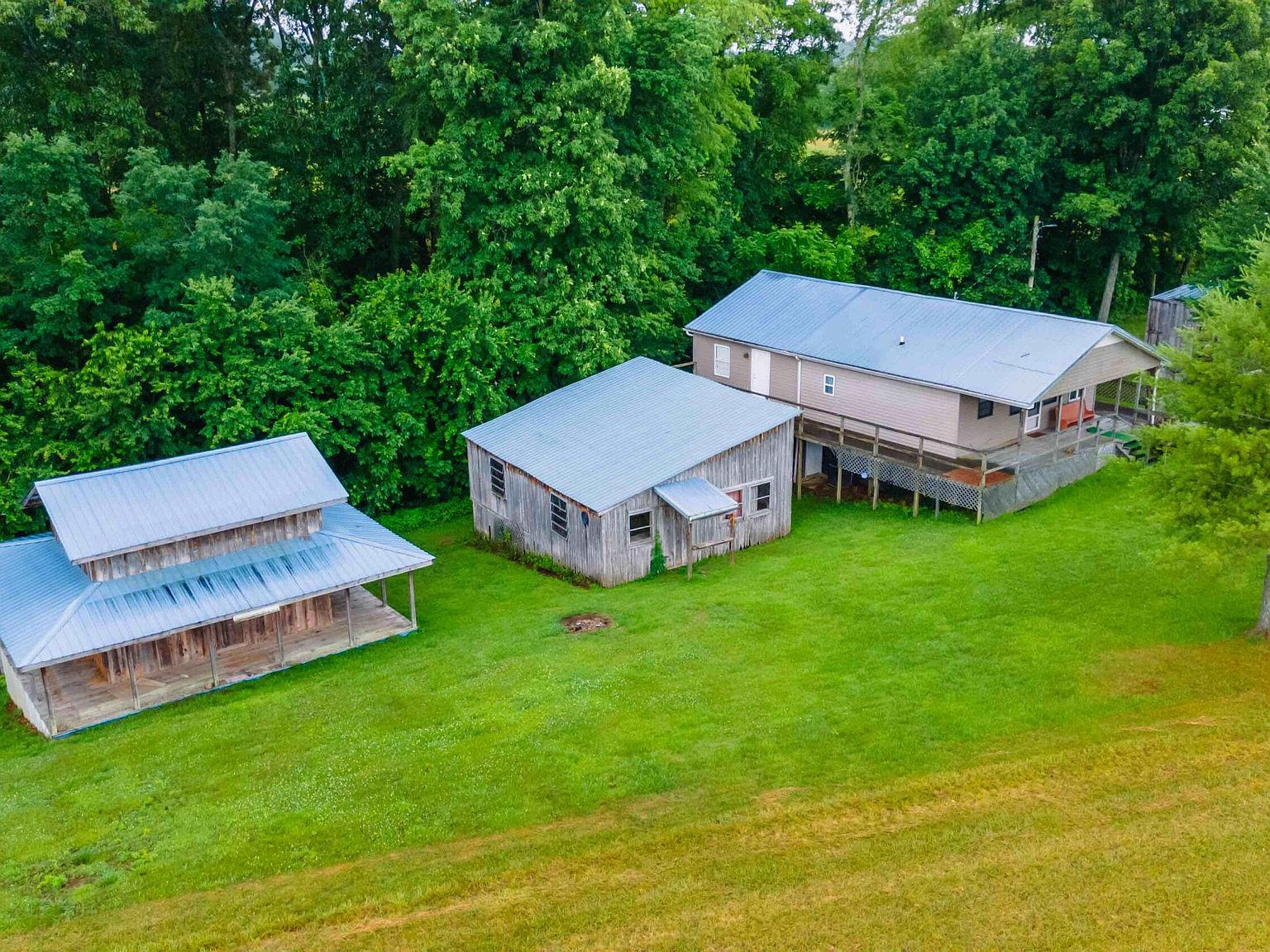 6374 Mount Zion Rd, East Bernstadt, KY 40729 MLS 23007096 Zillow