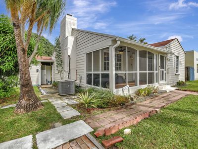 1635 Hayes Street, Hollywood, FL, 33020