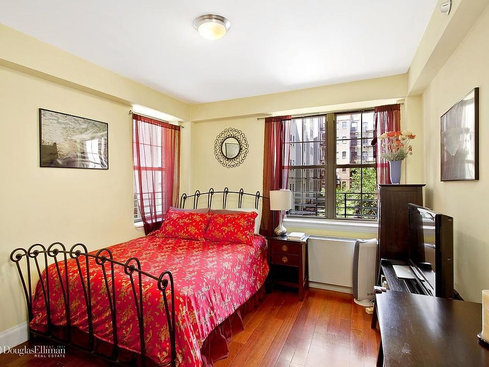 2nd image of 163 Saint Nicholas Ave APT 2C