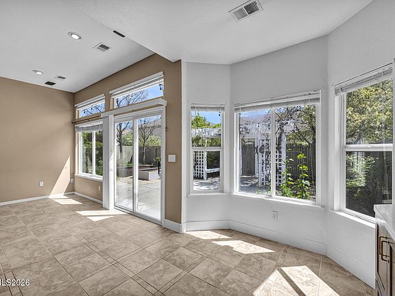 5th image of 9390 Oakley Ct