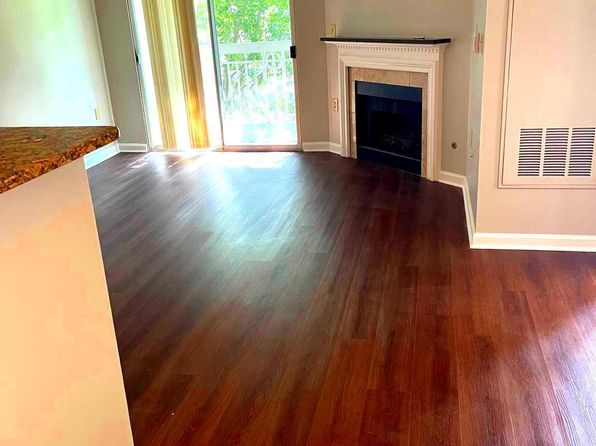 2204 Westcourt Ln APT 218