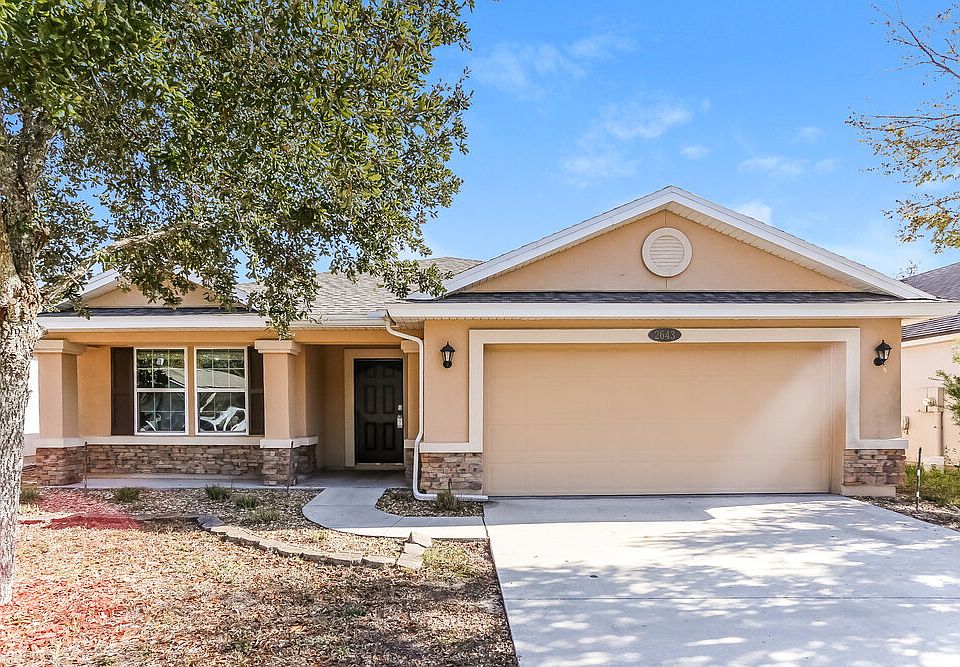 1st image of 2643 Salt Lake Dr