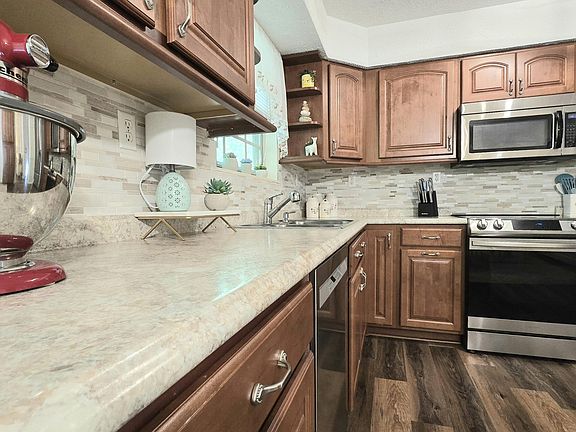 5th image of 4800 Harrell Cir