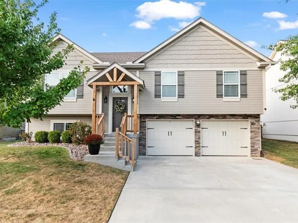 19708 E 6th St N, Independence, MO 64056