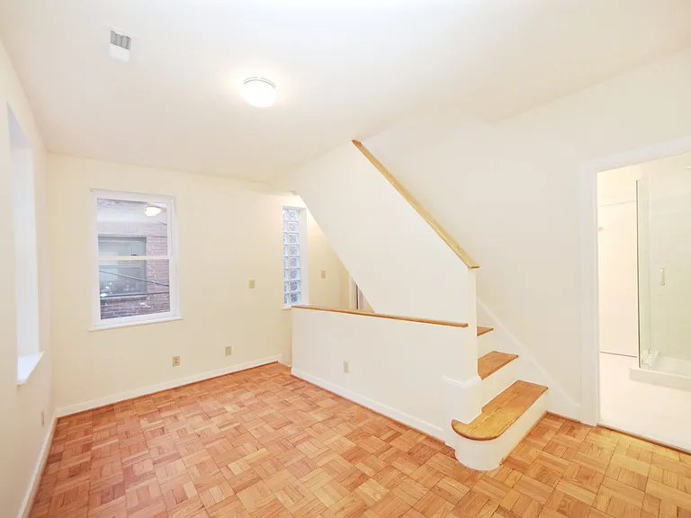 1221 N Street, NW — Photo 3