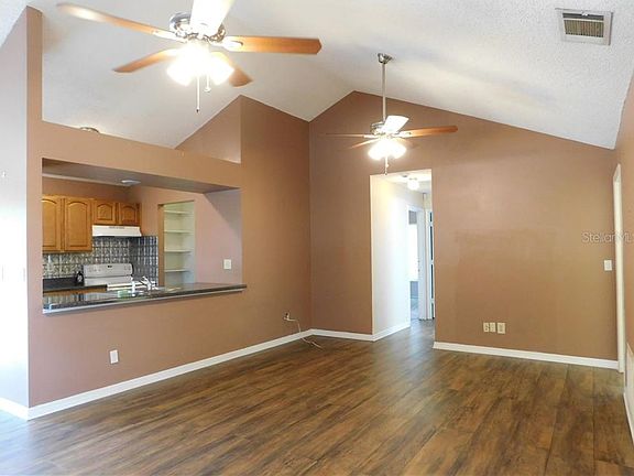 5th image of 2665 Langstaff Dr