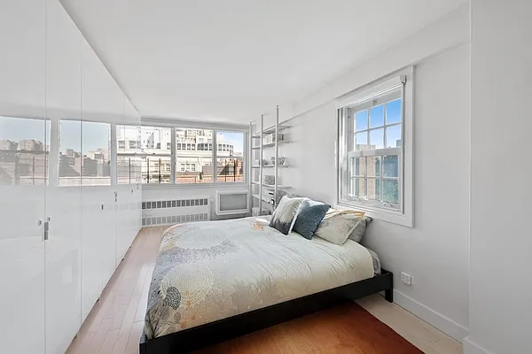 Sold by Compass | media 4