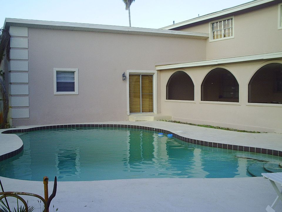 2nd image of 466 Bonifay Ave