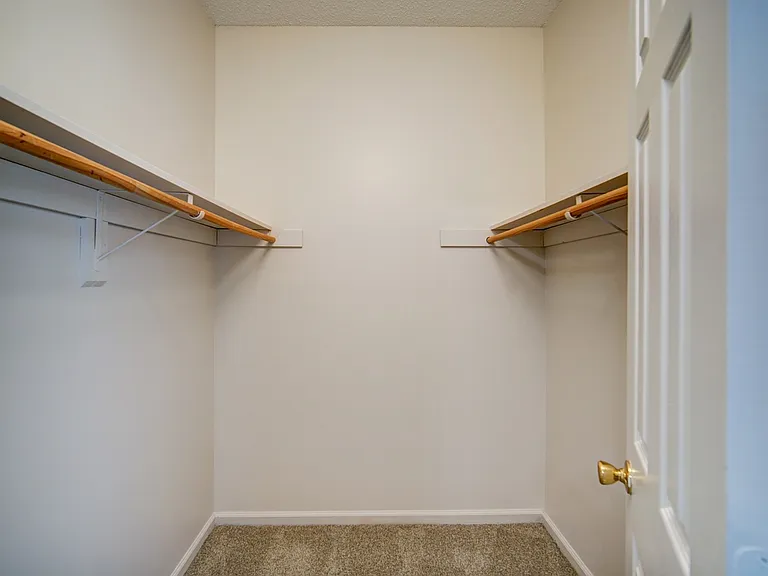 Bristol Park Apartment Homes — Photo 73
