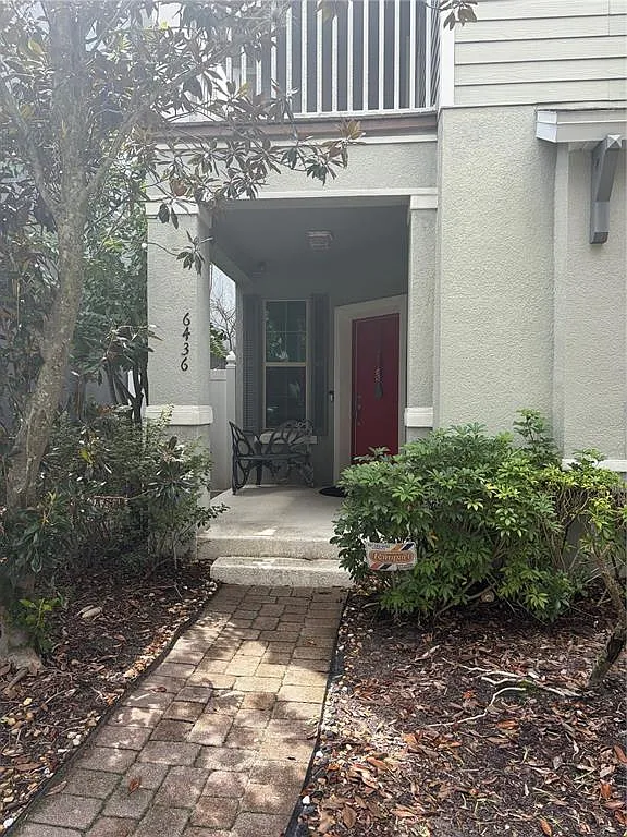 3 bed, 2.5 bath, 1984 sqft, $4,000 — Photo 1