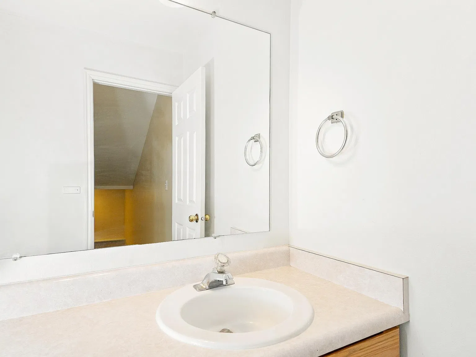 1727 N 950 W - 1727 — Photo 2