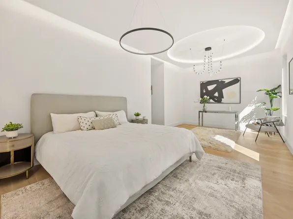 24 Belvedere Street image 13 of 27