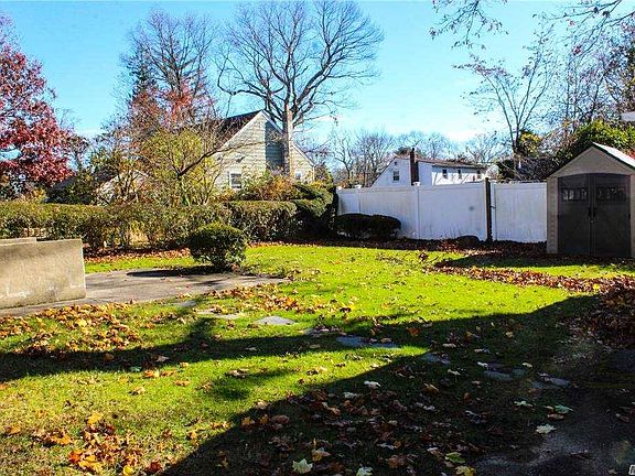 3rd image of 26 Oakhurst St