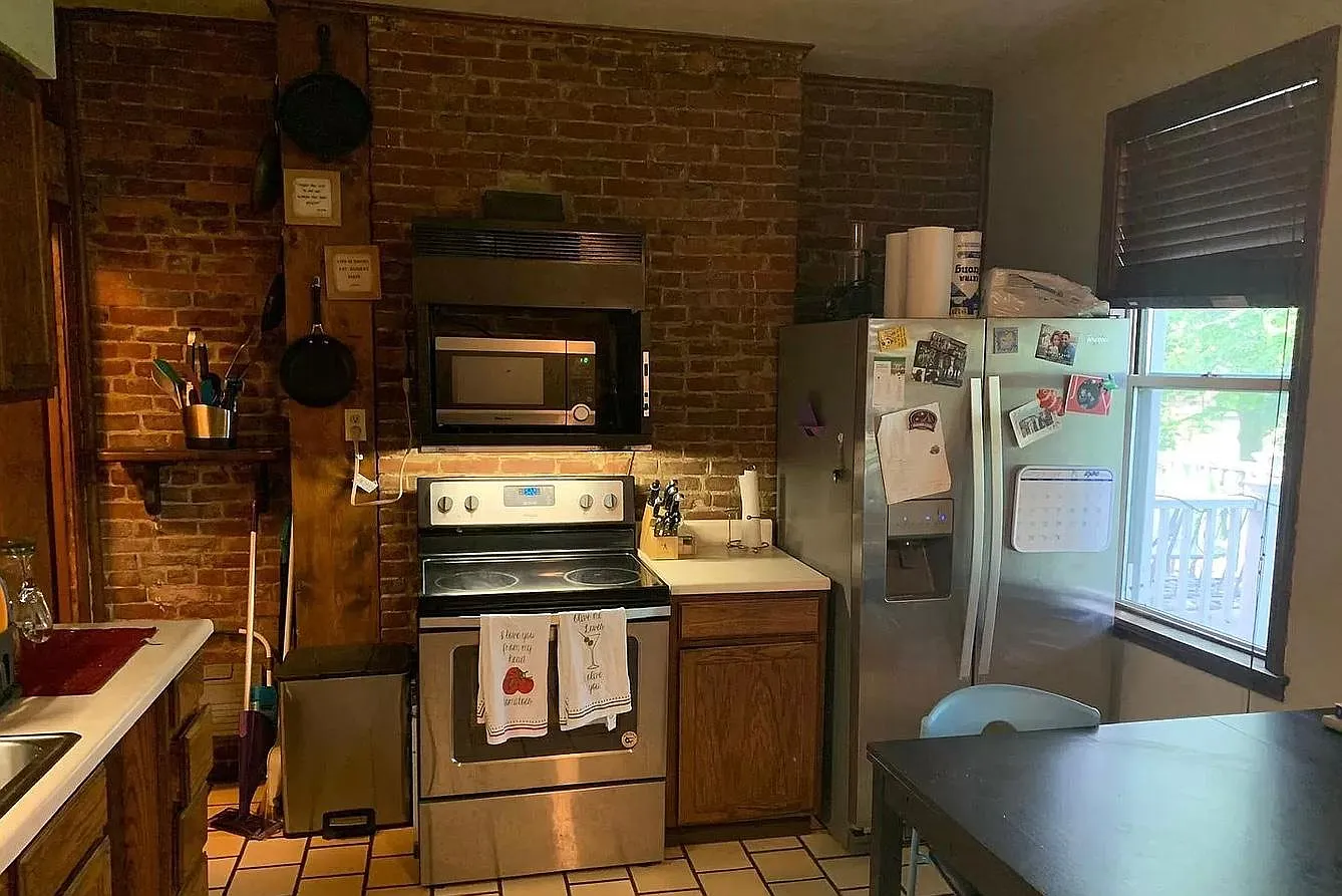 3 bed, 1.5 bath, 1152 sqft, $1,750 — Photo 4
