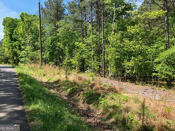 3rd image of 325 Rock Fence Rd NW