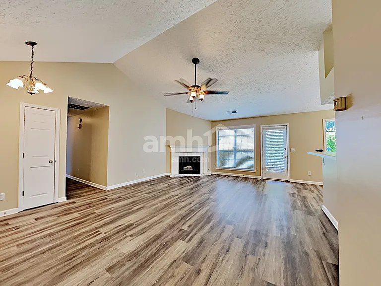 2510 Baysridge Dr NW — Photo 7