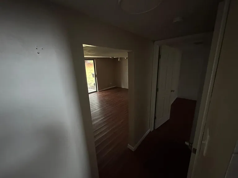 211 Parkwood Dr — Photo 20