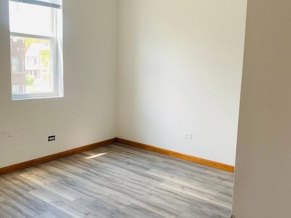 3rd image of 7941 S Coles Ave #2