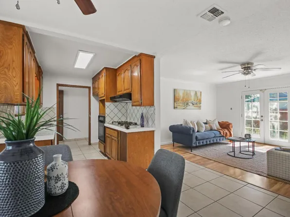 832 Garner Ln, Stockton, CA 95207
