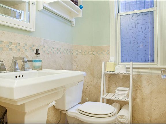 Elegant bathroom fixtures