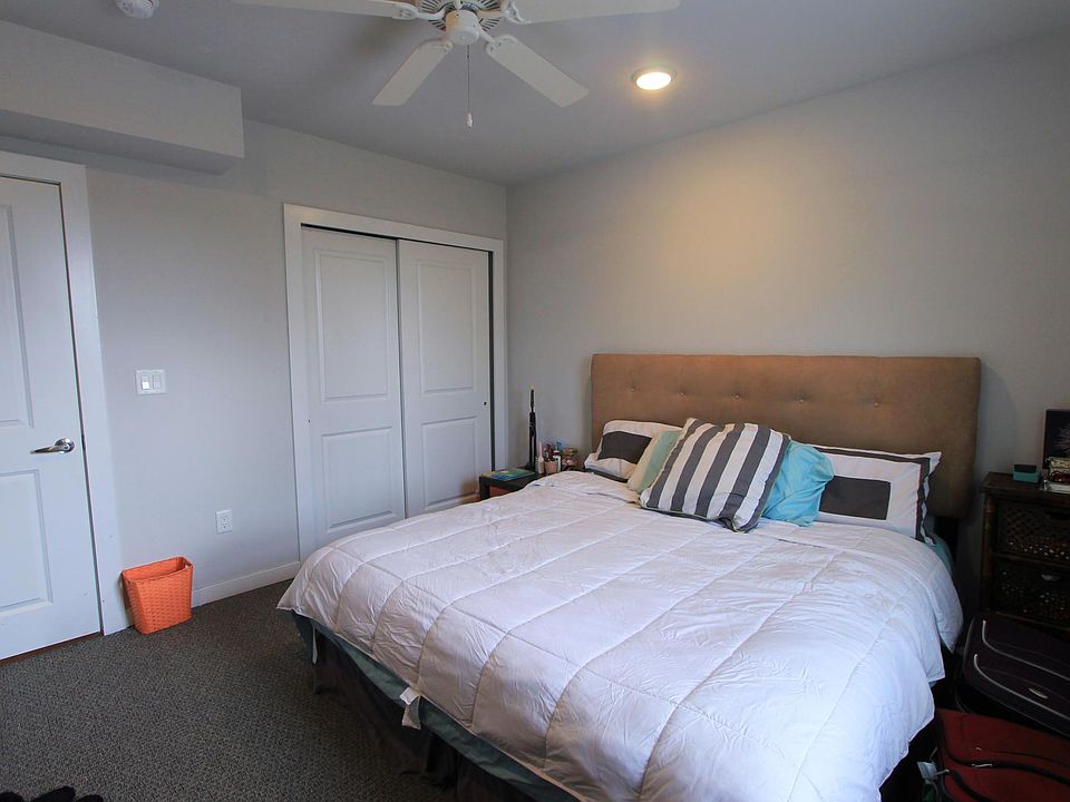 1st image of 6656 Germantown Ave APT 401