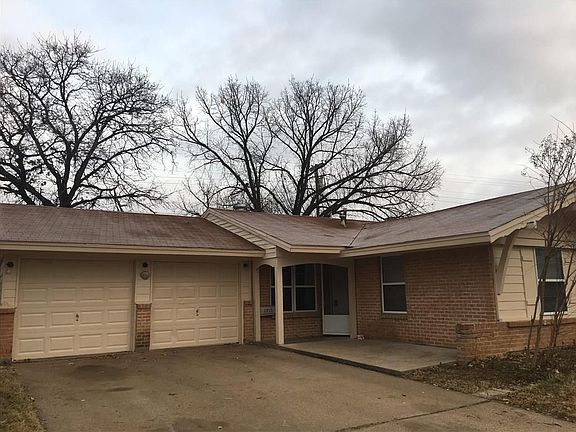 4th image of 2213 Woodoak Dr