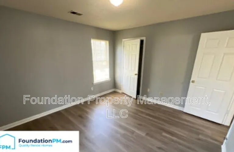 2485 Wellons Ave — Photo 11