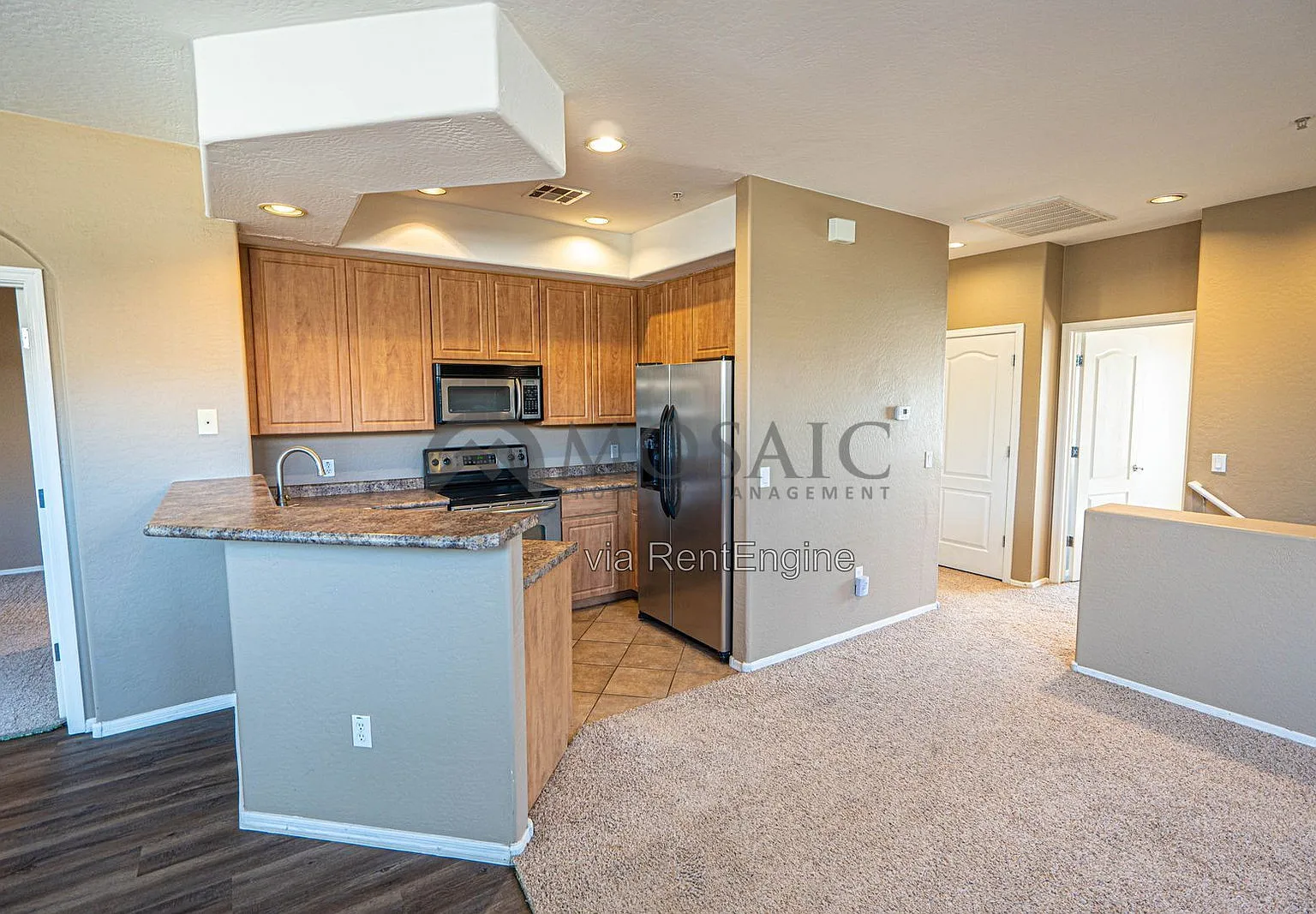 3 bed, 2.0 bath, 1509 sqft, $2,200 — Photo 3